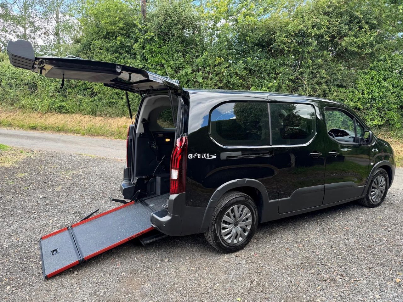 2025 Peugeot Rifter