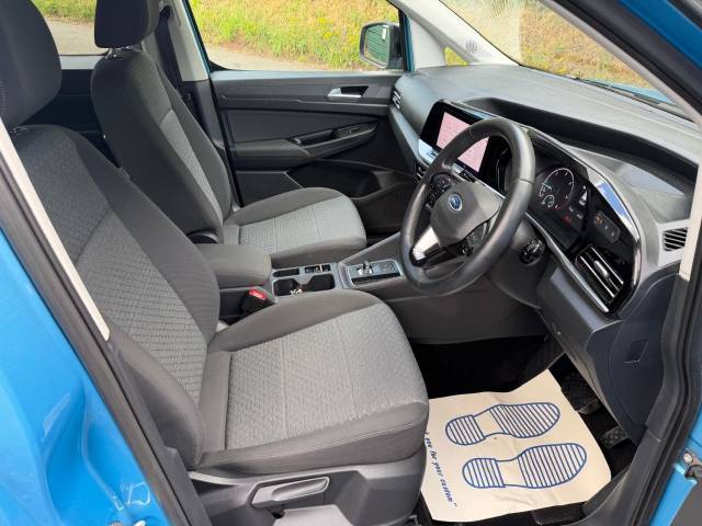 2023 Ford Tourneo Connect 2.0 EcoBlue Titanium 5dr AUTOMATIC WHEELCHAIR ACCESSIBLE VEHICLE