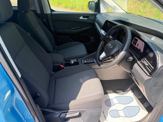 2025 Ford Grand Tourneo Connect 1.5 EcoBoost 115 Titanium 5dr AUTOMATIC WHEELCHAIR ACCESSIBLE VEHICLE 5 SEATS