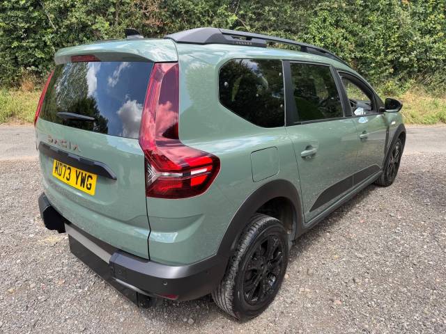 2024 Dacia Jogger 1.0 TCe Extreme 5dr WHEELCHAIR ACCESSIBLE VEHICLE 5 SEATS