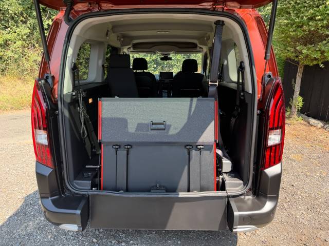 2021 Peugeot Rifter 1.2 RIFTER HORIZON RE PETROL AUTO LWB 3 SEATS WHEELCHAIR ACCESSIBLE VEHICLE 3 SEATS