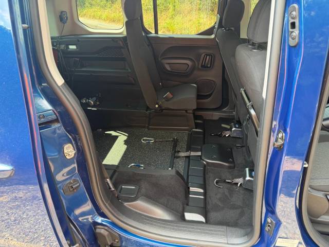 2020 Peugeot Rifter 1.5 BlueHDi 100 Allure 5dr 3 SEAT WHEELCHAIR ACCESSIBLE VEHICLE
