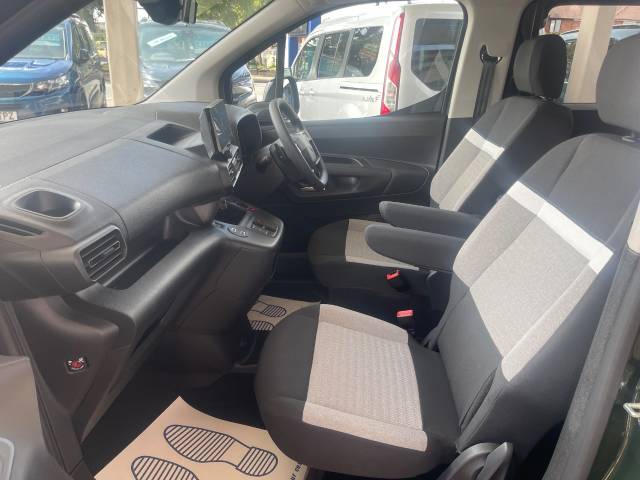 2025 Citroen Berlingo 1.5 BlueHDi 130 Plus XL 5dr AUTO WHEELCHAIR ACCESSIBLE VEHICLE