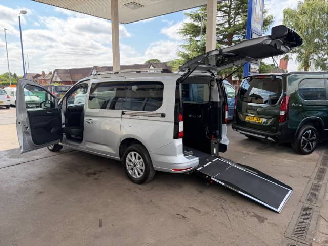 Ford Tourneo Connect 2.0 DIESEL AUTO CAR, DISABLED, WHEELCHAIR ACCESSIBLE, ACCESS, VEHICLE, WAV, 5 SEATS Wheelchair Adapted Diesel Silver