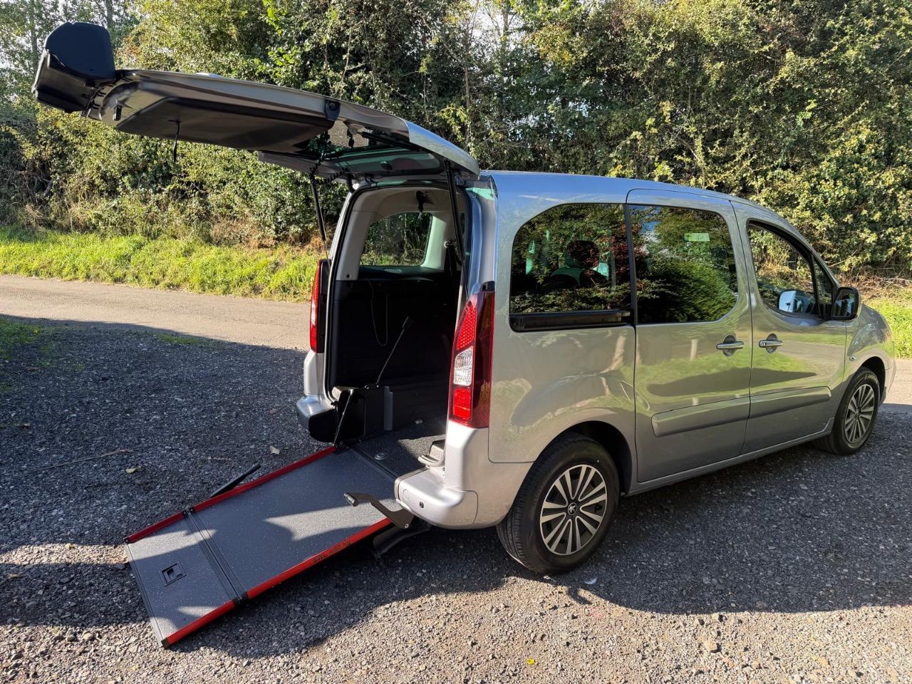 2019 Peugeot Partner Tepee
