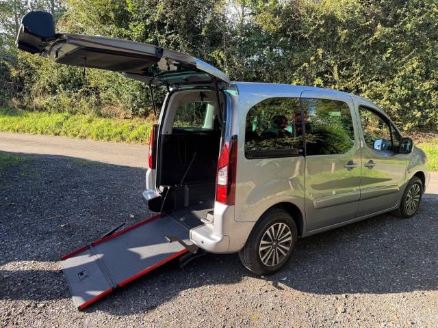 Peugeot Partner Tepee 1.6 DIESEL CAR, DISABLED, WHEELCHAIR ACCESSIBLE, ACCESS, VEHICLE, WAV, 3 SEATS Wheelchair Adapted Diesel Grey