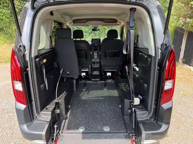 2022 Peugeot Rifter 1.2 PETROL AUTO CAR, DISABLED, WHEELCHAIR ACCESSIBLE, ACCESS, VEHICLE, WAV, 3 SEATS